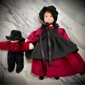 Vintage 7.5" Porcelain Amish Girl
Doll with Moveable Limbs and Child